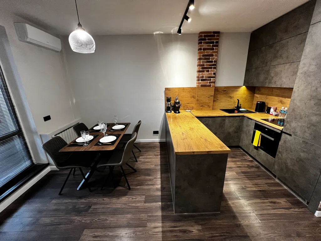 Квартира Премиальные апартаменты "Loft Vibes" — Минск