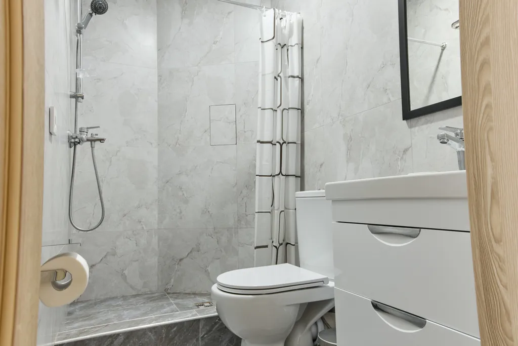 Панорамный двухместный апартамент комфорт с мини-кухней и балконом