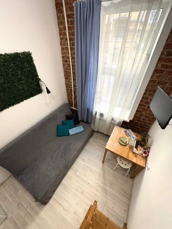 Студия 2+1+1 в центре Питера