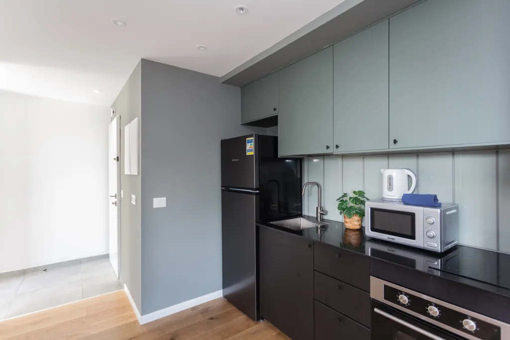 Стильная и полностью оборудованная квартира в центре у моря