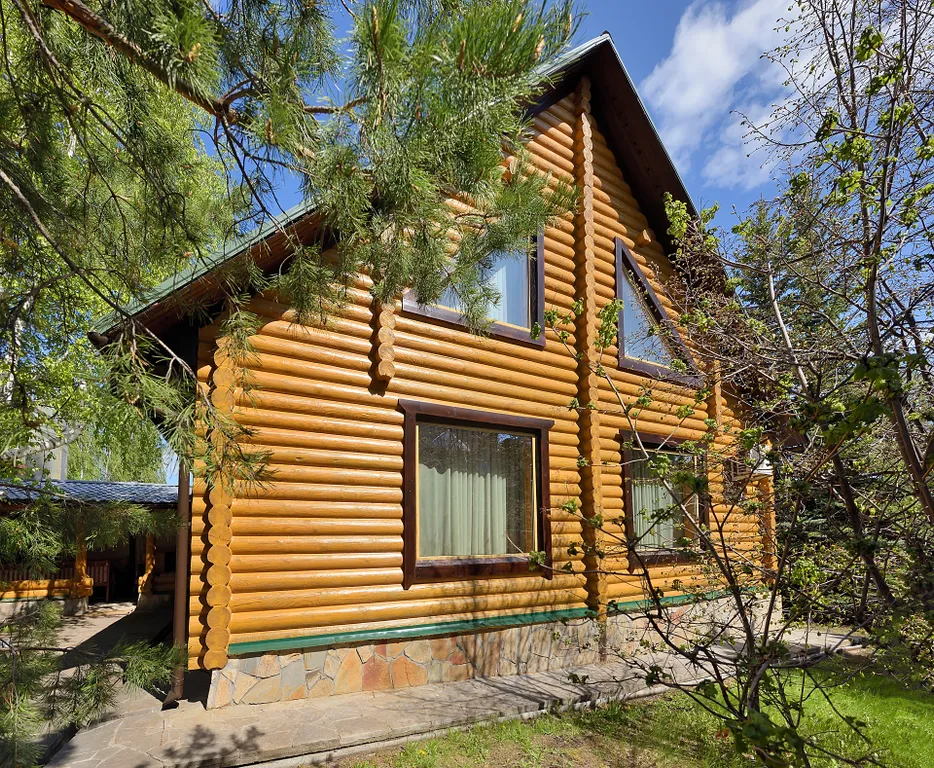 Коттедж Деревянный большой дом для компаний и семей — аренда посуточно в Зелёная Поляна