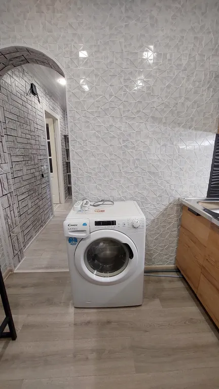 Уютная квартира после ремонта с новой мебелью