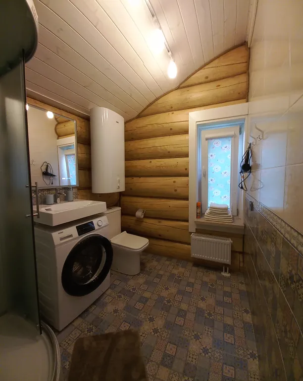 Экошале на берегу Селигера