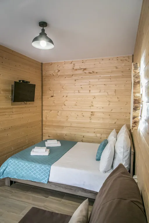 Коттедж для всей компании с видом на горы