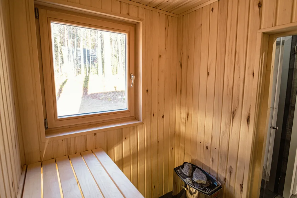 Коттедж Дом Barn house в хвойном лесу — Половина