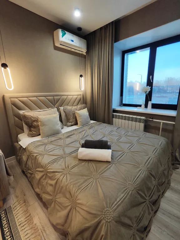 Квартира NATALI Aparts 62.2 Дизайнерская студия в районе арбан — аренда посуточно в Абакан