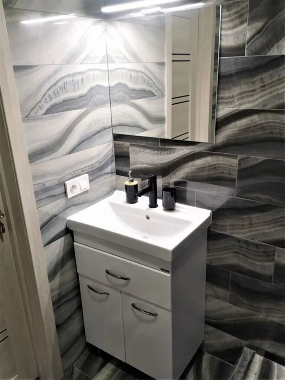 RentHome студия Изумруд на Южном шоссе у ТЦ Амбар