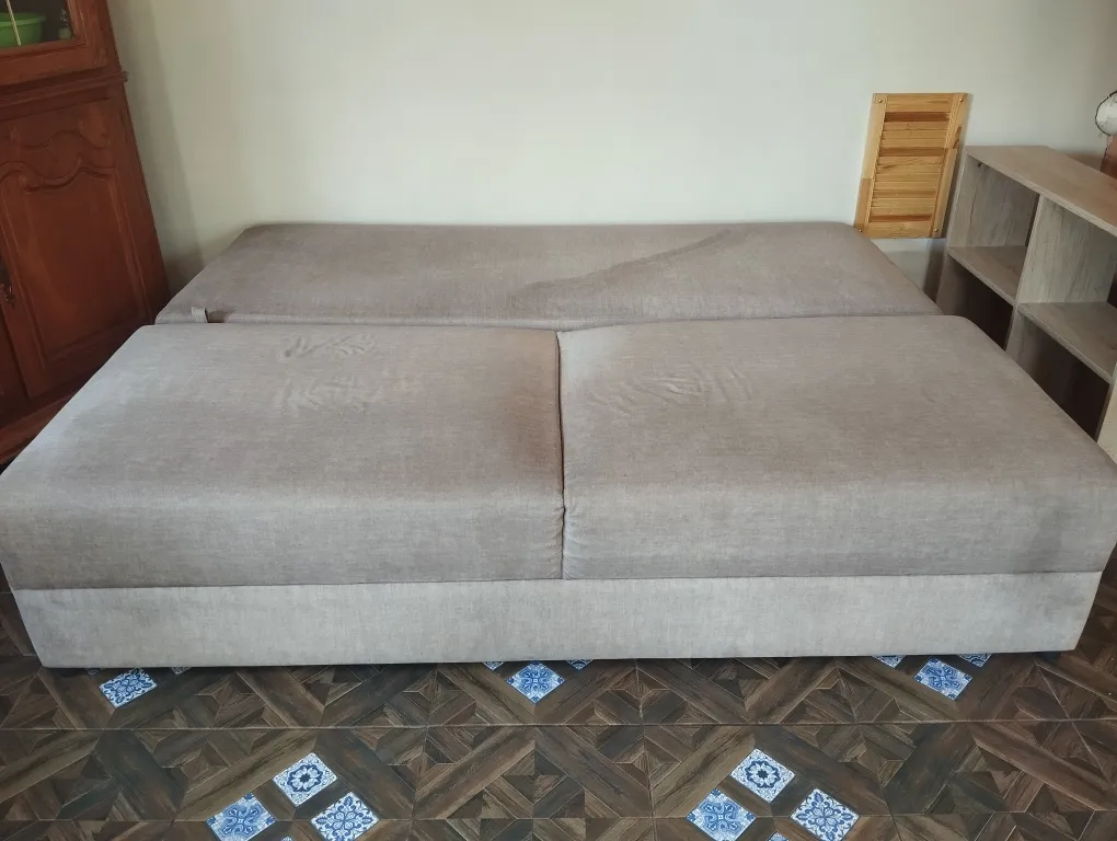 Хутор Избушка на опушке леса, возле реки