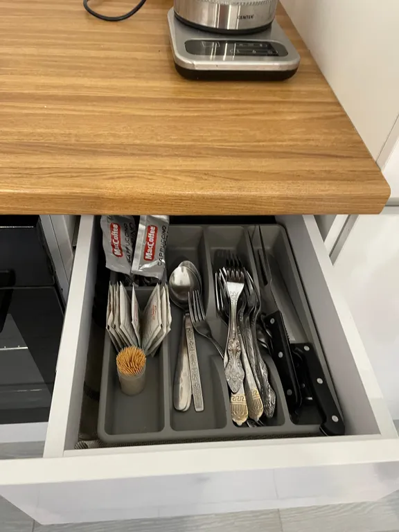 Уютная новая квартира в 7 минутах от монастыря