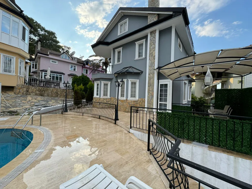 Коттедж Вилла в красивом и ухоженном комплексе в великолепном месте — аренда посуточно в Кемер