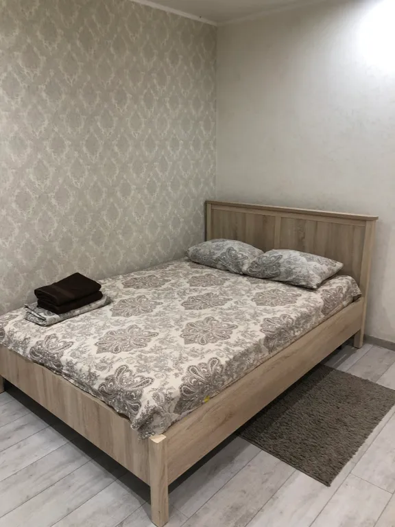 Квартира Уютная студия в центре города — аренда посуточно в Шахты