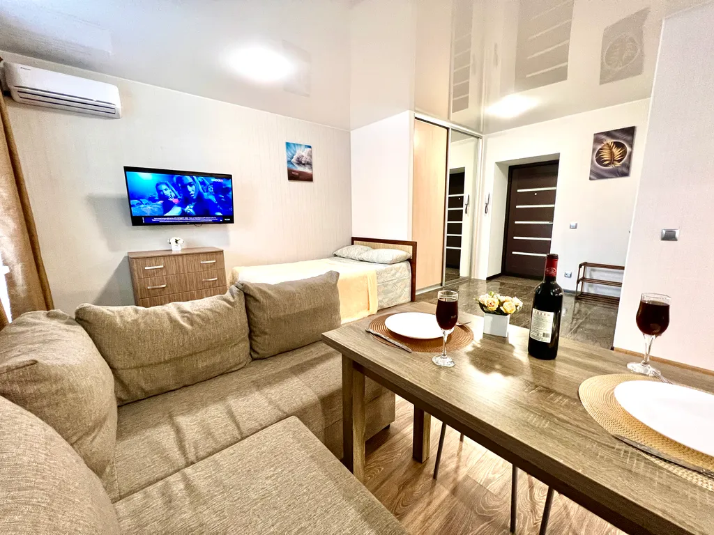 Квартира Квартира Уютная студия в ЖК Изумрудный — Самара