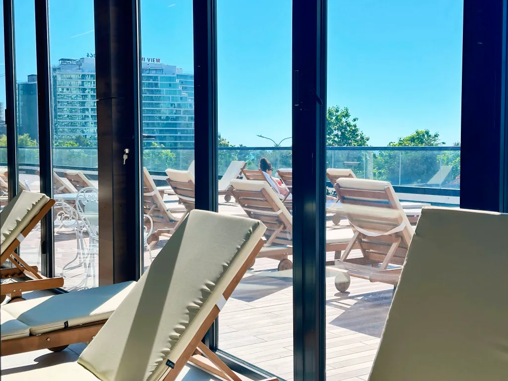 Квартира Шикарная студия, бассейн free, white sails — Батуми