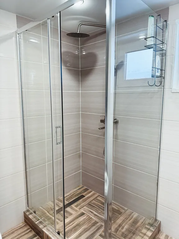 Новый уютный дом с камином