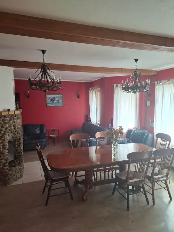 Большой дом с великолепным видом на море