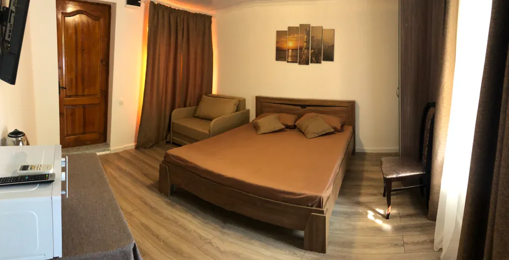 Апартаменты с личным двориком