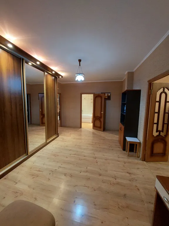 Квартира Трехкомнатная квартира у Фридландских ворот, недалеко от вокзала — Калининград