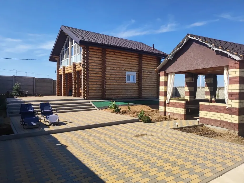 Дом из бревна с банькой