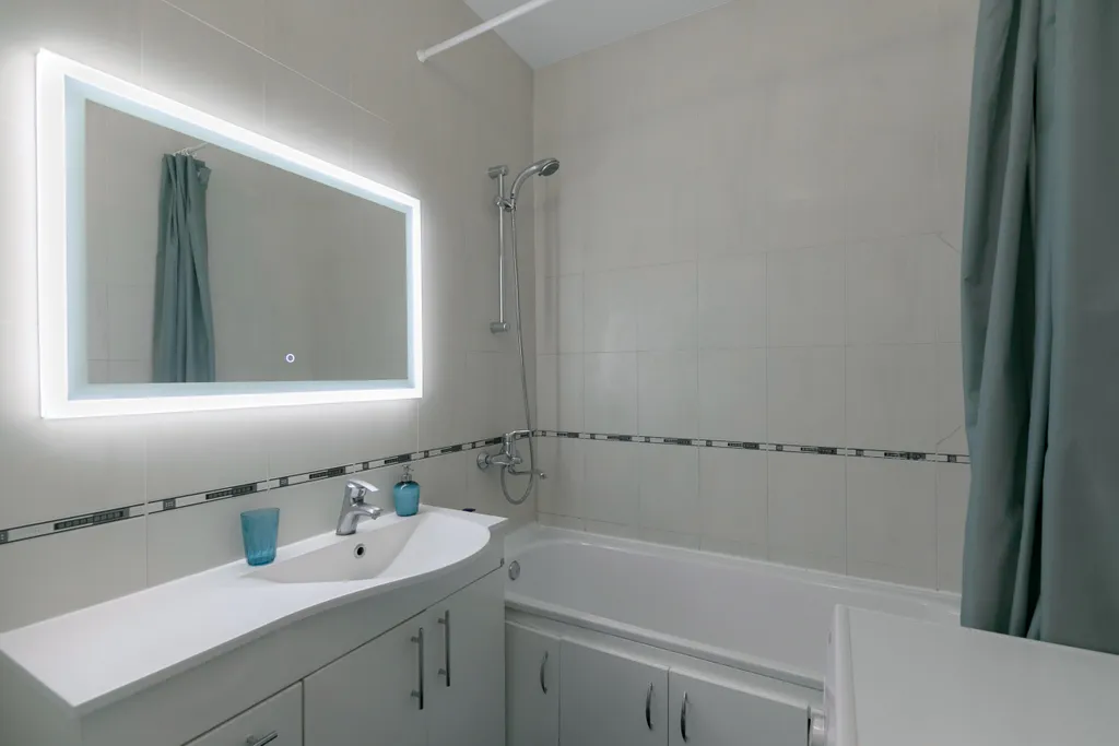 Однокомнатная квартира на северном выезде напротив ТЦ Обними