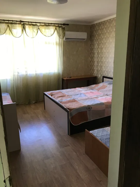 Уютный дом с парковкой недалеко от моря