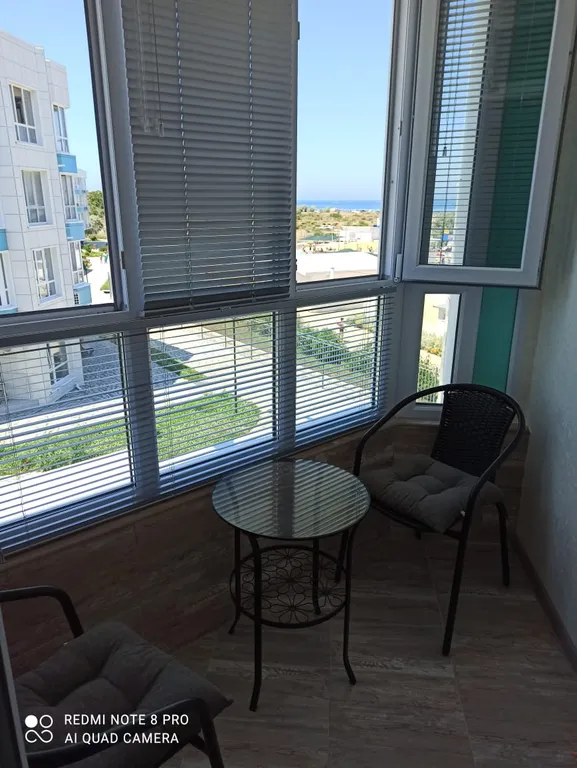 Видовые апартаменты на берегу моря с видом на море с бассейном