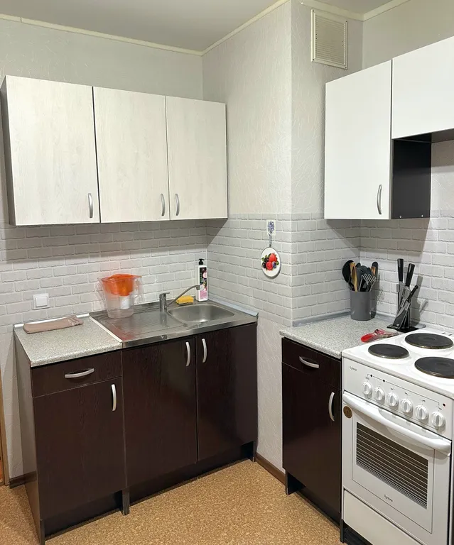 Квартира Уютная, просторная квартира в ЖК Солнечный — Тихвин