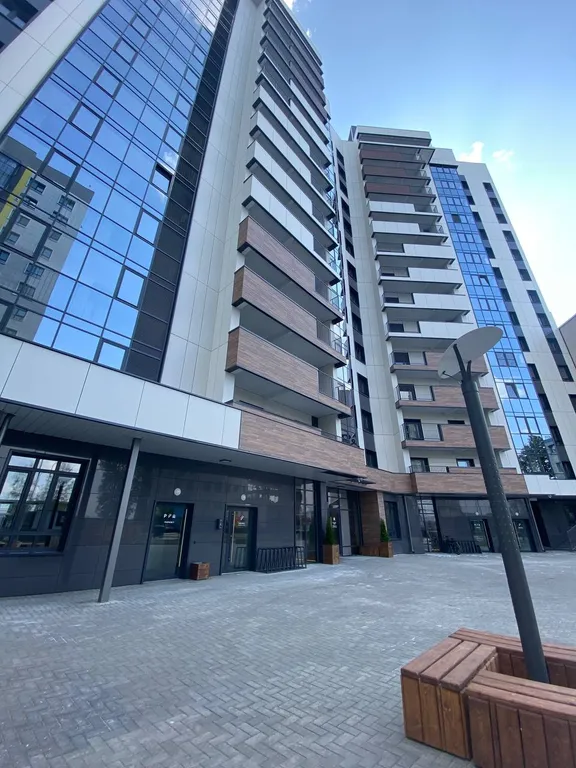 Студия у набeрежной в самoм центpе