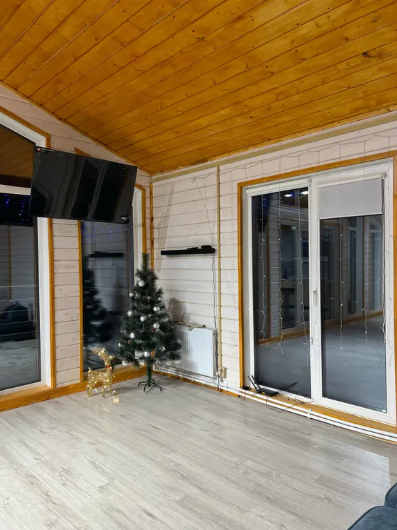 Дом с видом на лес