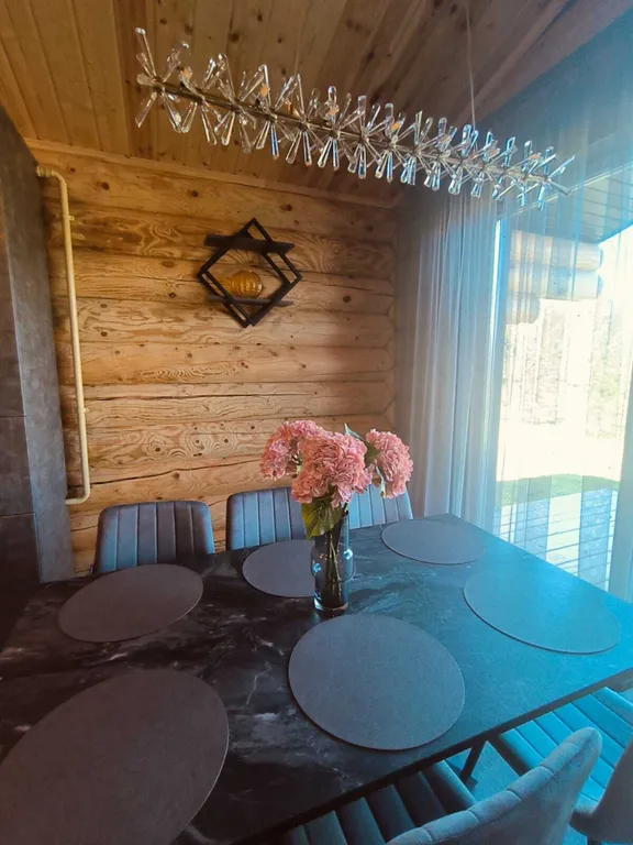 Уютный гостевой дом на берегу большого озера