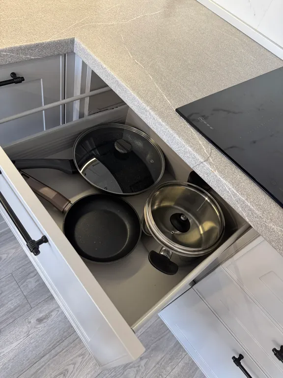 Трёшка с дизайнерским ремонтом в ЖК Гвардейский 2