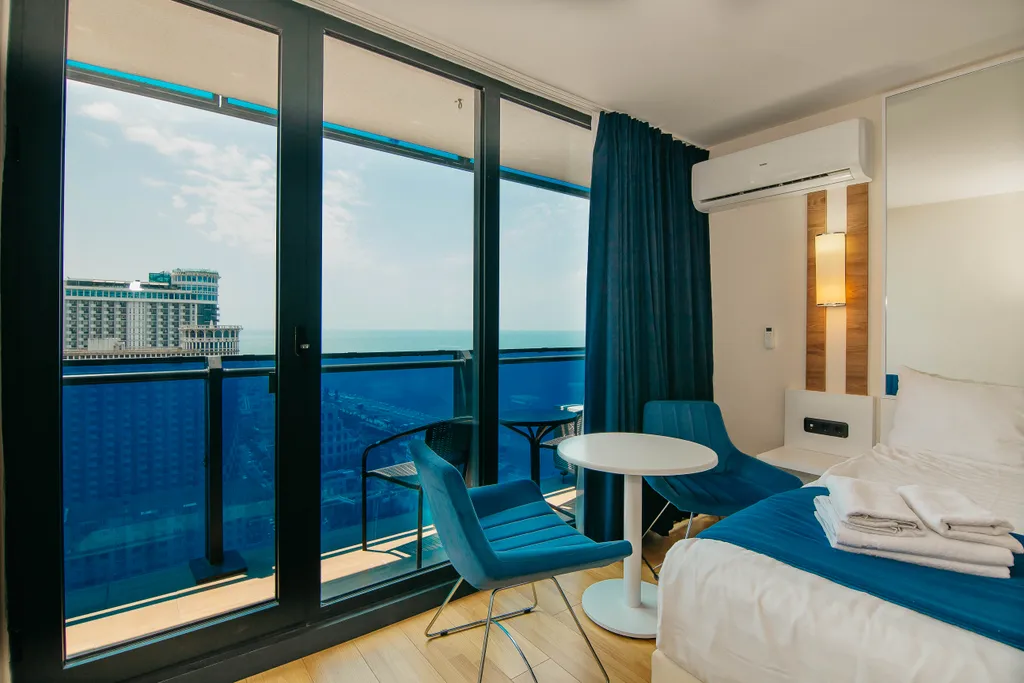 Студия с видом на море