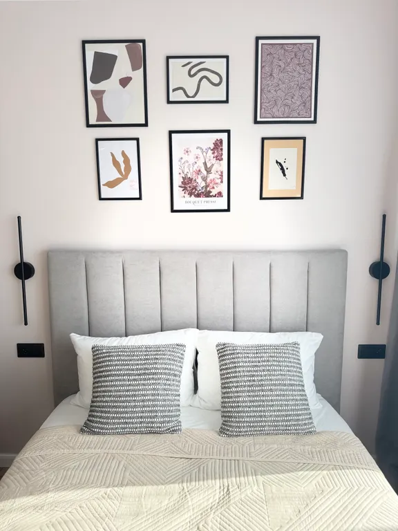 Квартира Апартаменты ЛАФА5 с лоджией для  1-2 человек — аренда посуточно в Екатеринбург