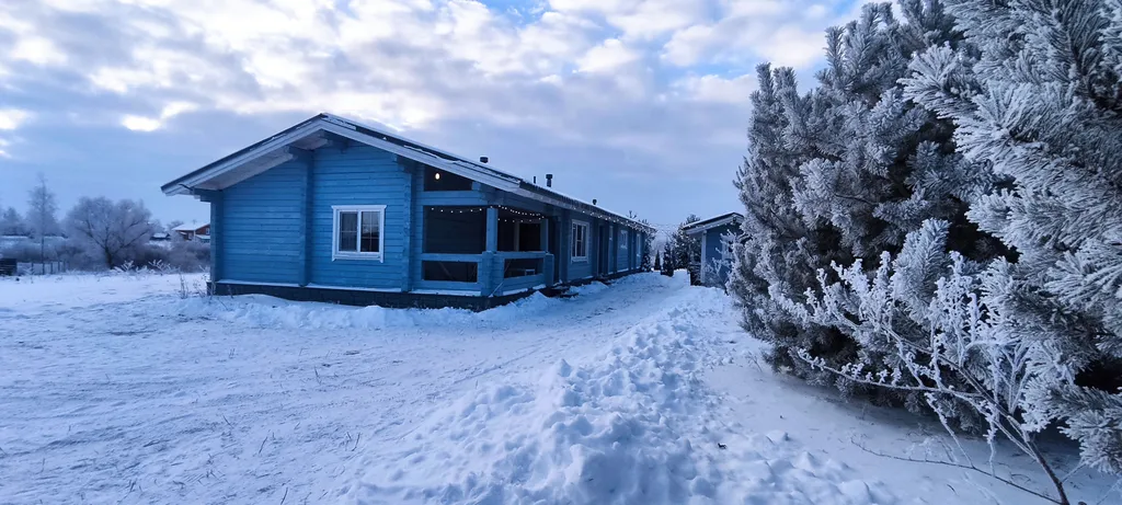 Уютный коттедж у озера с сауной