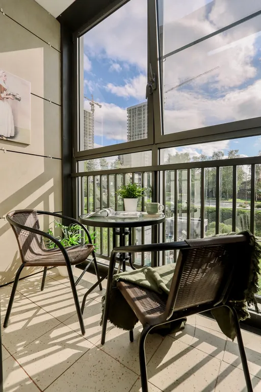 4 Угла: Тот самый ЖК колизей на набережной, М.Горького, 150