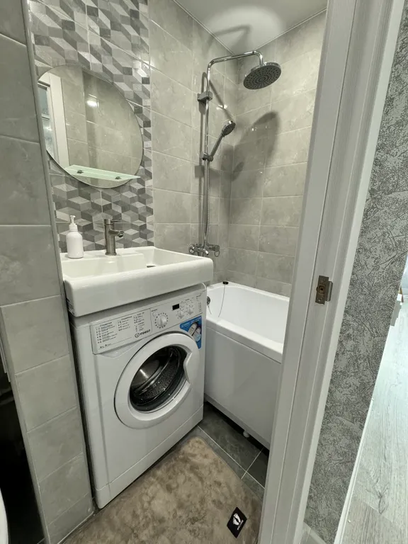 Номер, студия люкс, центр в пешей доступности, метро