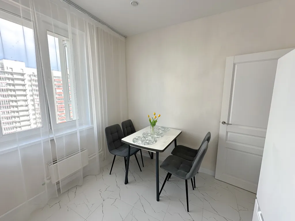 Видовая квартира в Белых Росах