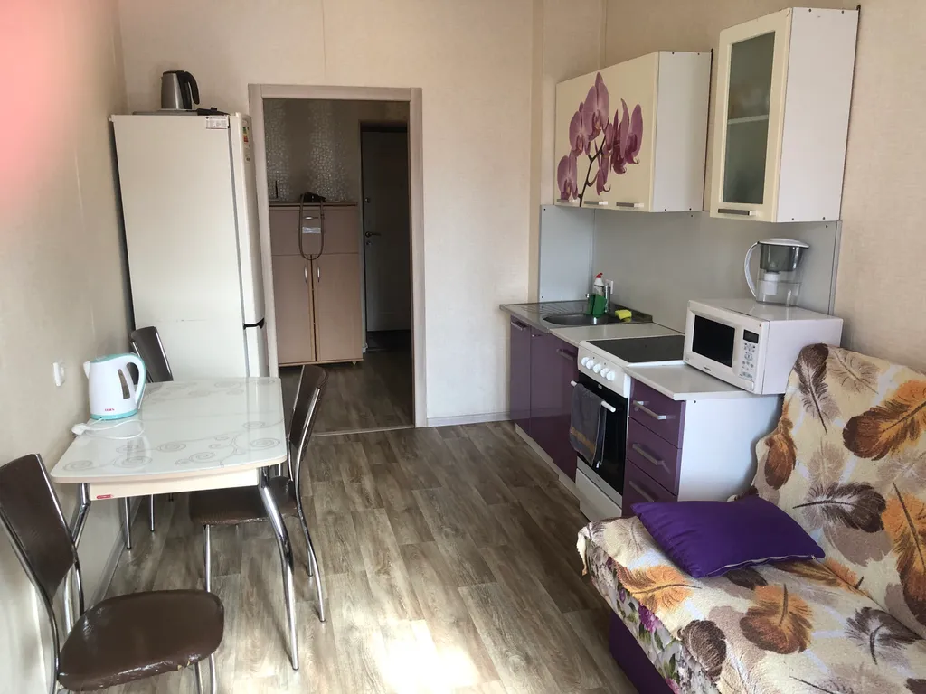 Просторная удобная квартира в центре города рядом с ТЦ Титан арена