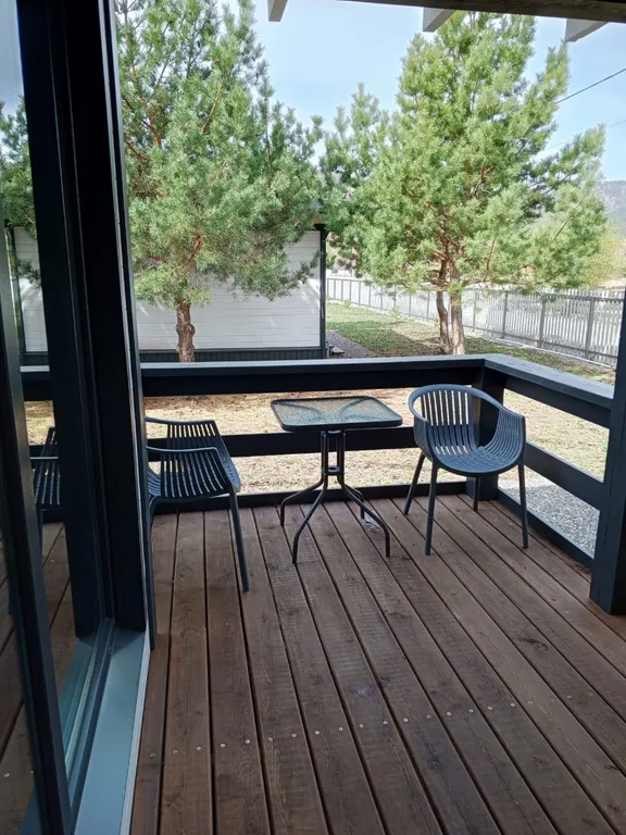 Уютный новый домик с видом на горы