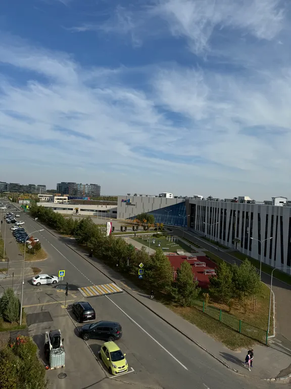 Уютная квартира с панорамными окнами в центре Иннополиса