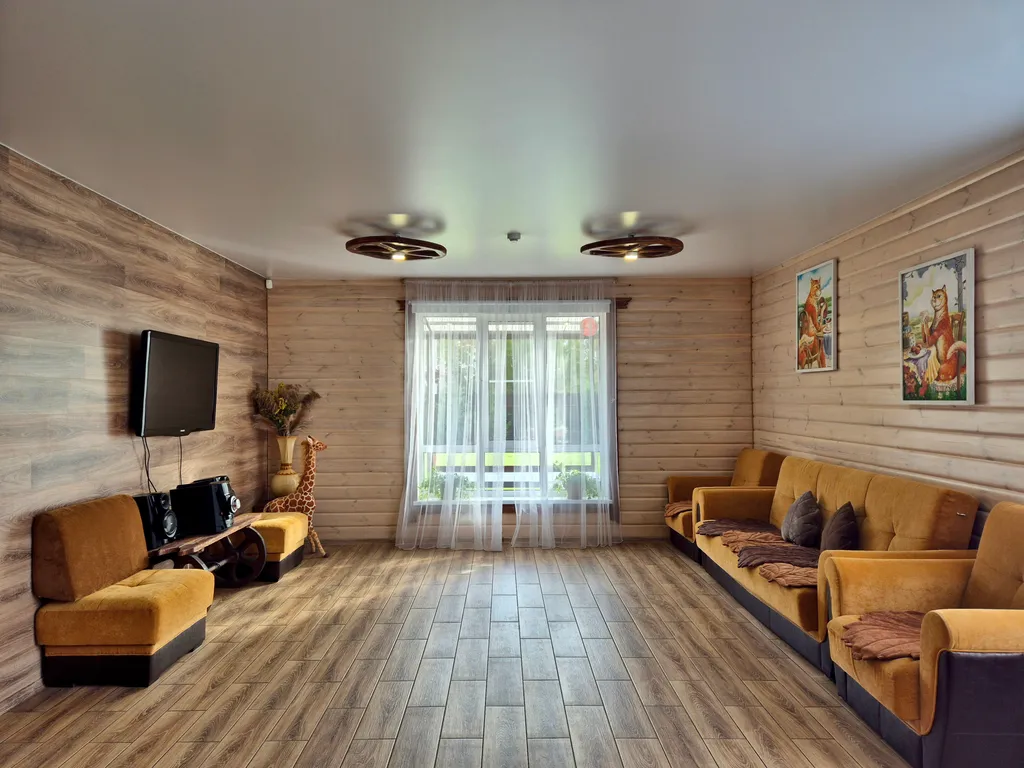 Чудесный дом с сауной и горячей купелью на побережье водохранилища