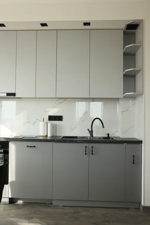 Солнечный 2-комнатный лофт с балконом у Французского университета