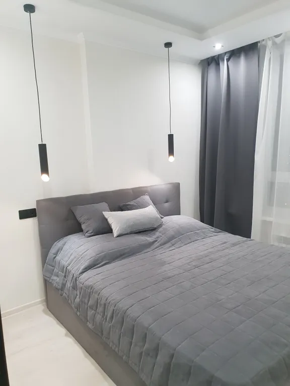 Уютная новая квартира с панорамными окнами