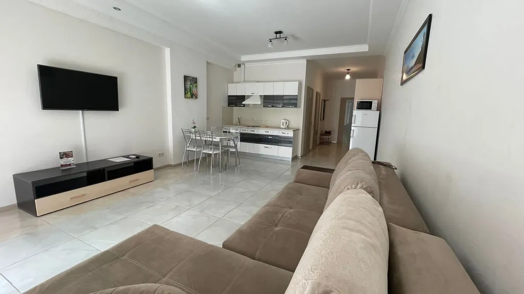 Квартира у пляжа "Изумрудный" — аренда посуточно в Отрадное