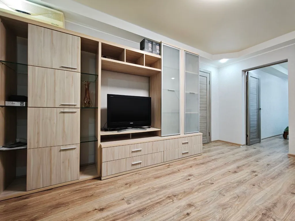 Шикарная квартира на набережной новый ремонт и водой