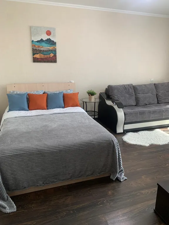 Чистая, уютная однокомнатная квартира — аренда посуточно в Волгодонск