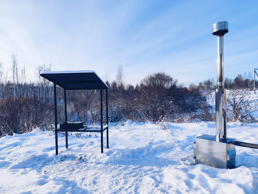 Коттедж Уютный дом с панорамным видом на лес — Луга