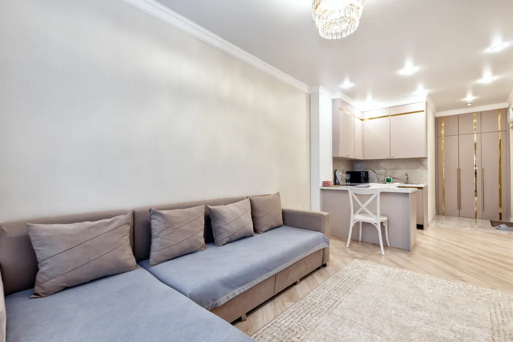 2-комнатная с видом на город возле набережной в старом центре Астаны