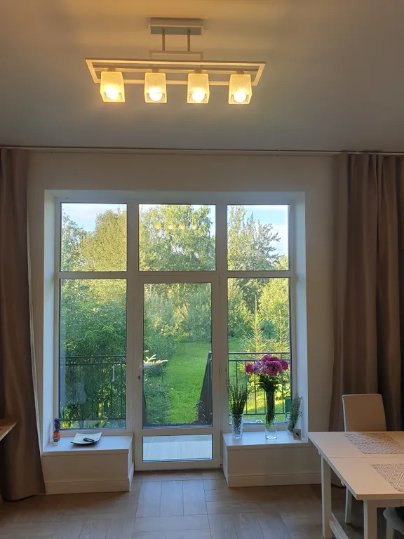 Коттедж Часть дома с отдельным входом и садом — Обушково