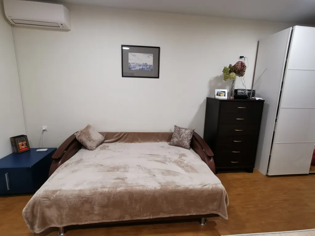 Квартира Студия в новом ЖК Нижнего Новгорода с большой парковкой, кондиционером — аренда посуточно в Афонино