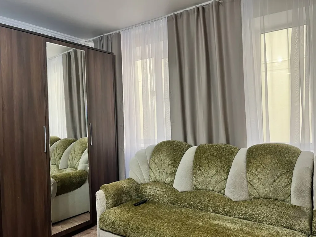 4-комнатная Квартира